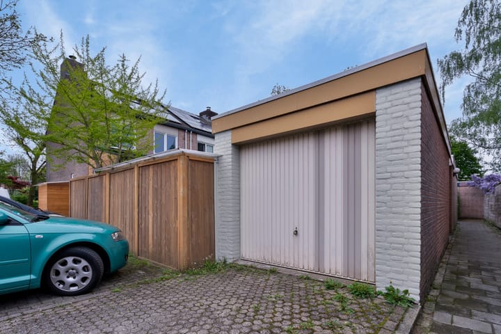 Foto 2 van Bij de Postwagen 42