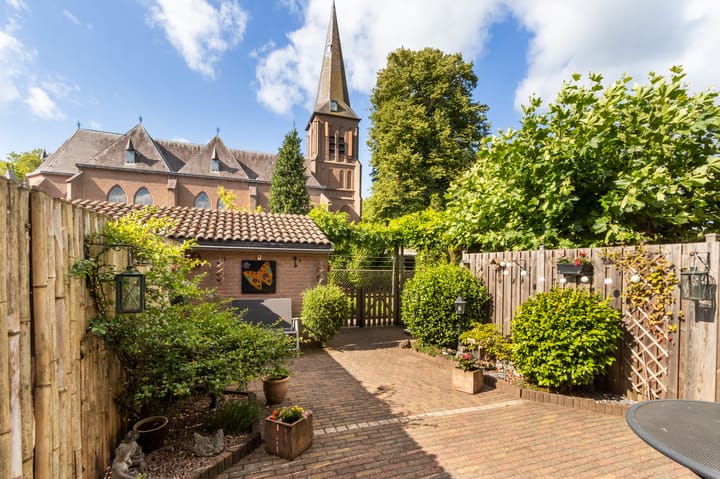 Foto 20 van Pieter van der Leelaan 10