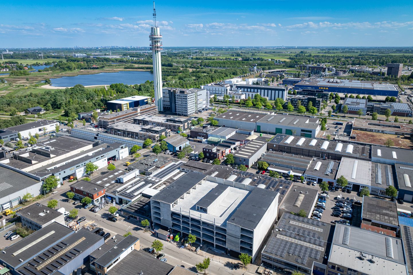 View photo 3 of Robert Peereboomweg 18-E7