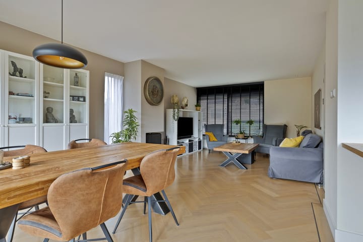 Foto 2 van Volkerakstraat 15