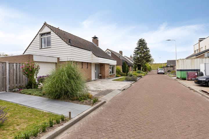 Photo 6 of Volkerakstraat 15