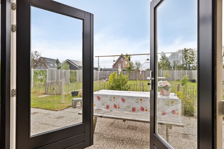 Photo 16 of Volkerakstraat 15