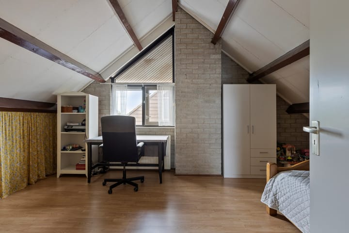 Photo 24 of Volkerakstraat 15