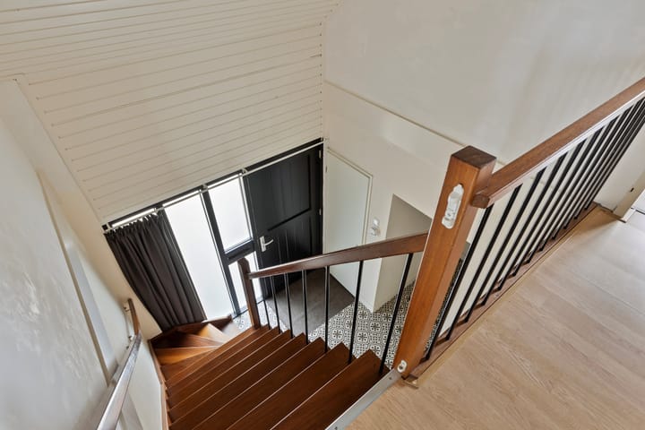 Photo 33 of Volkerakstraat 15