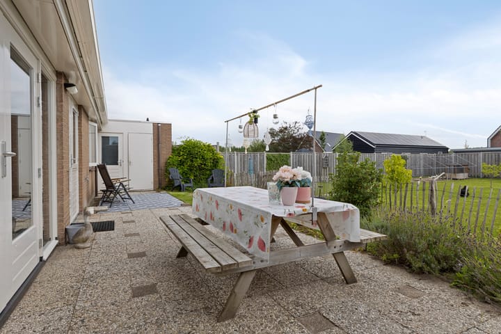 Photo 36 of Volkerakstraat 15