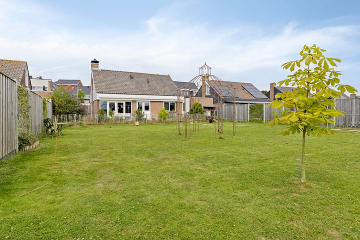 Photo 38 of Volkerakstraat 15