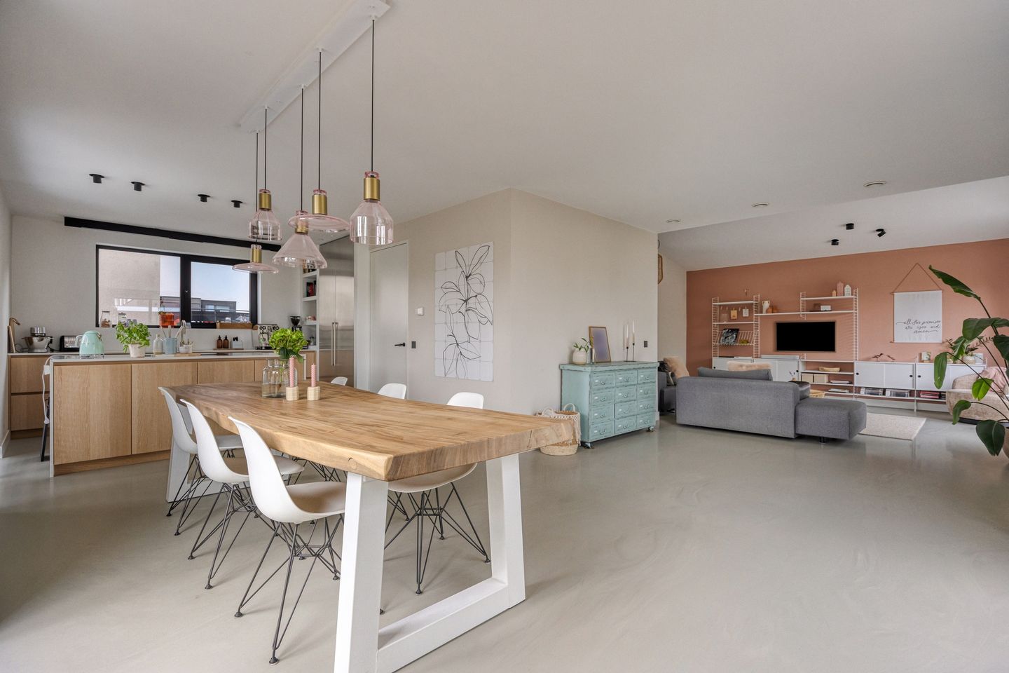 Foto 14 van Cuneraweg 350