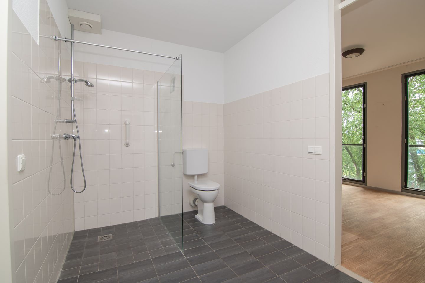 Foto 14 van Bijdorplaan 211