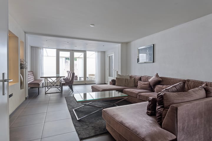 Photo 9 of Koningspage 75