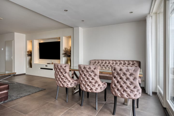 Photo 11 of Koningspage 75