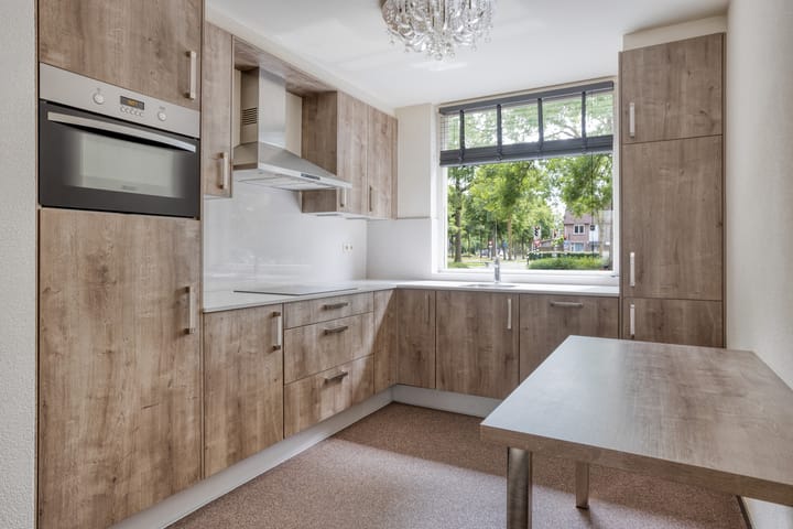 Photo 14 of Koningspage 75