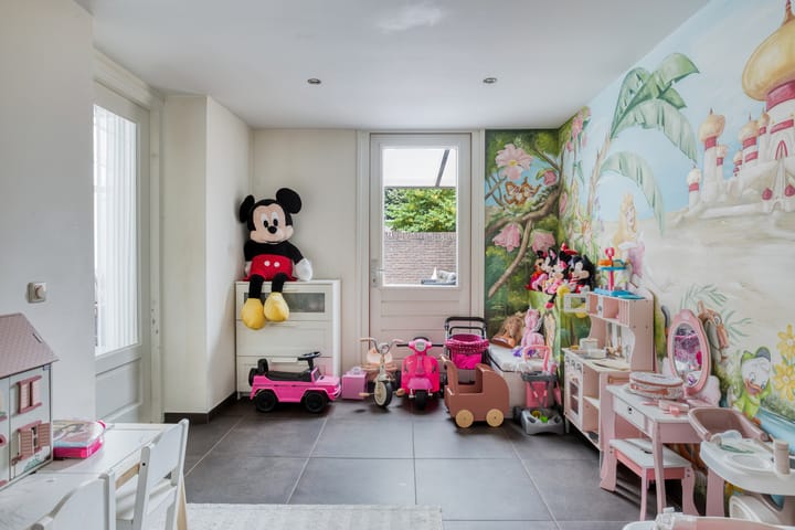 Photo 15 of Koningspage 75