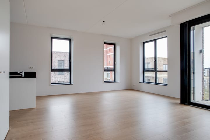 Foto 4 van Leo Smitstraat 13-B