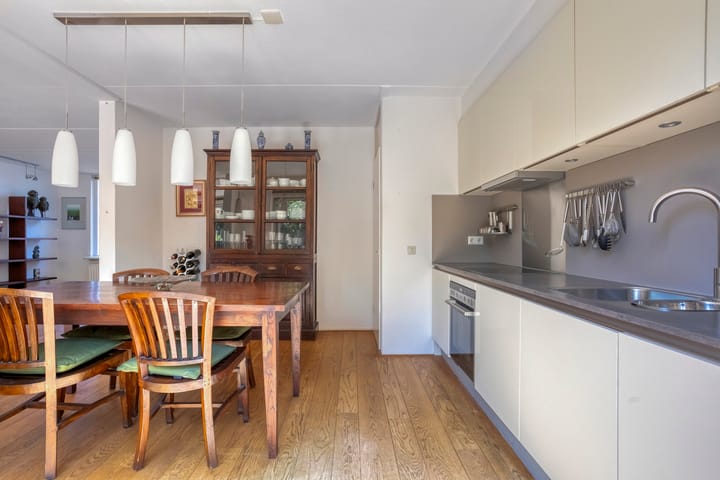 Foto 16 van K.P.C. de Bazelstraat 15