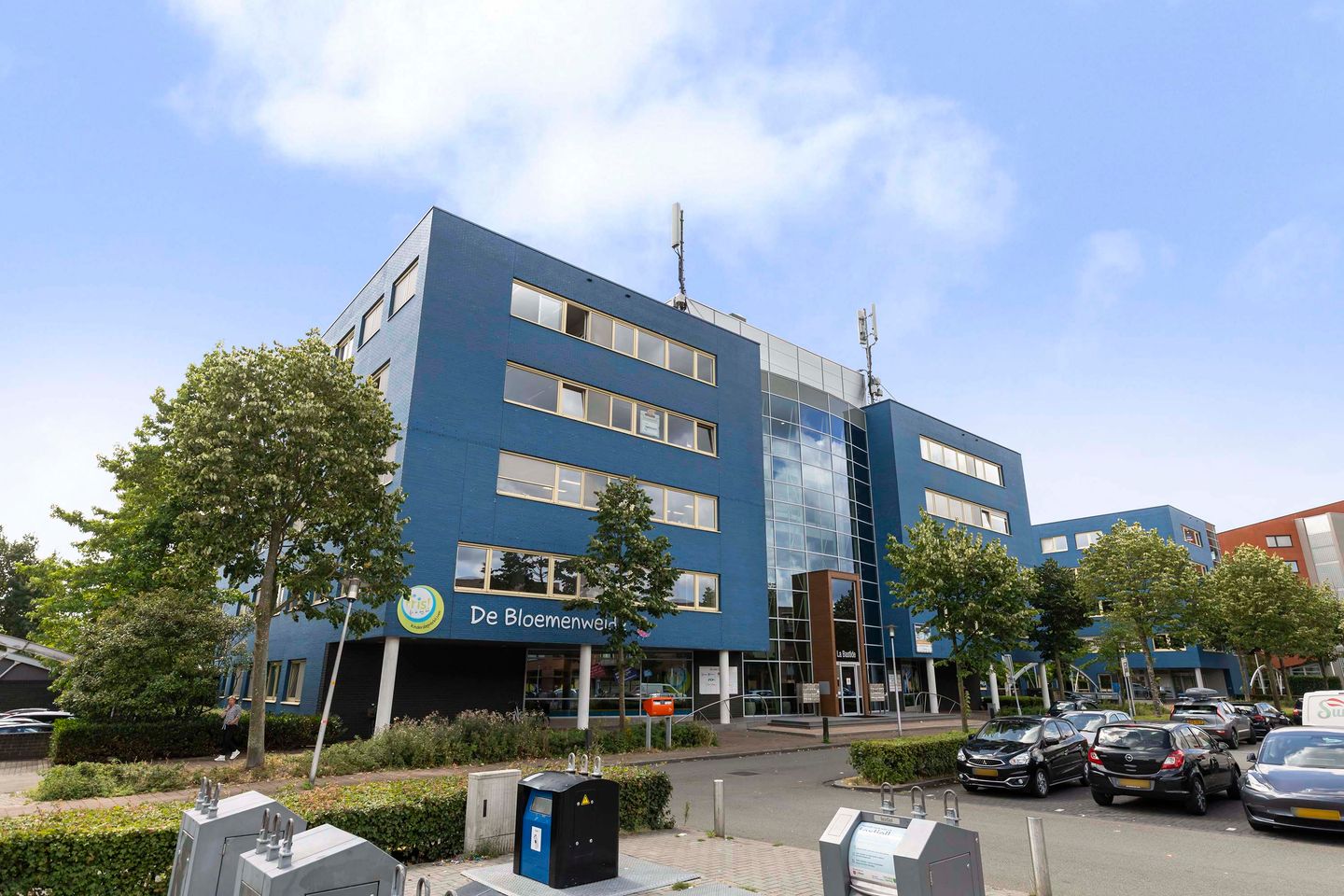 Bekijk foto 1 van Linie 552