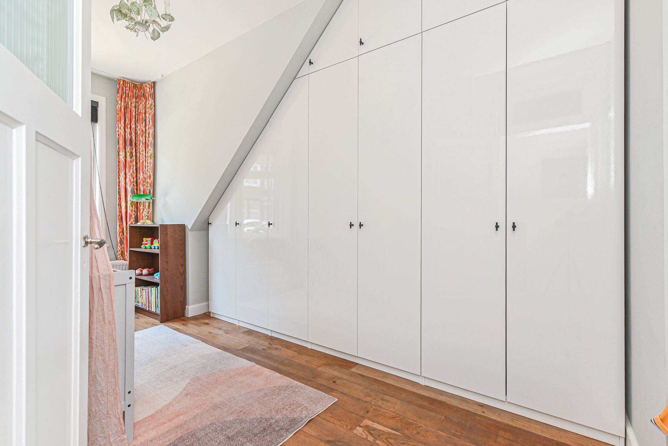 Foto 36 van Stuyvesantstraat 273