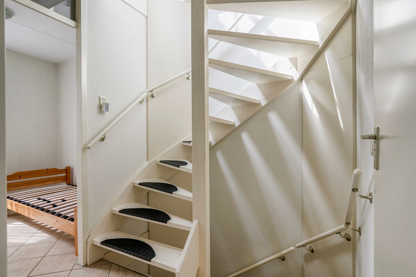 Photo 20 of Abraham Kuijperstraat 43