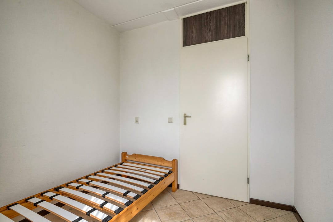 Photo 26 of Abraham Kuijperstraat 43