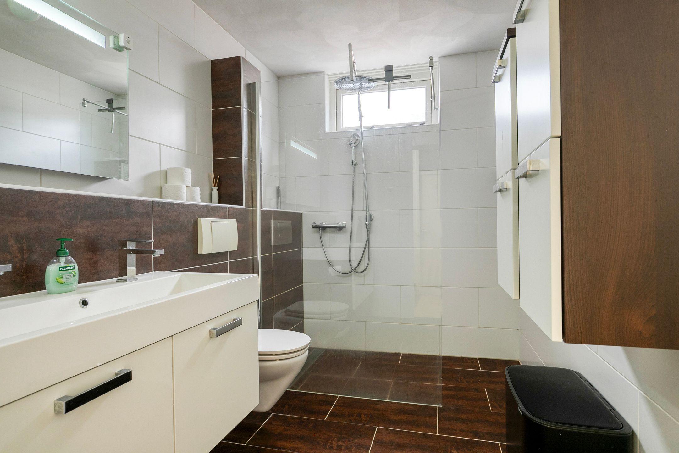 Photo 27 of Abraham Kuijperstraat 43