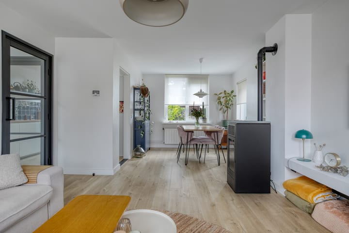 Foto 9 van Burgemeester van Poppelstraat 49