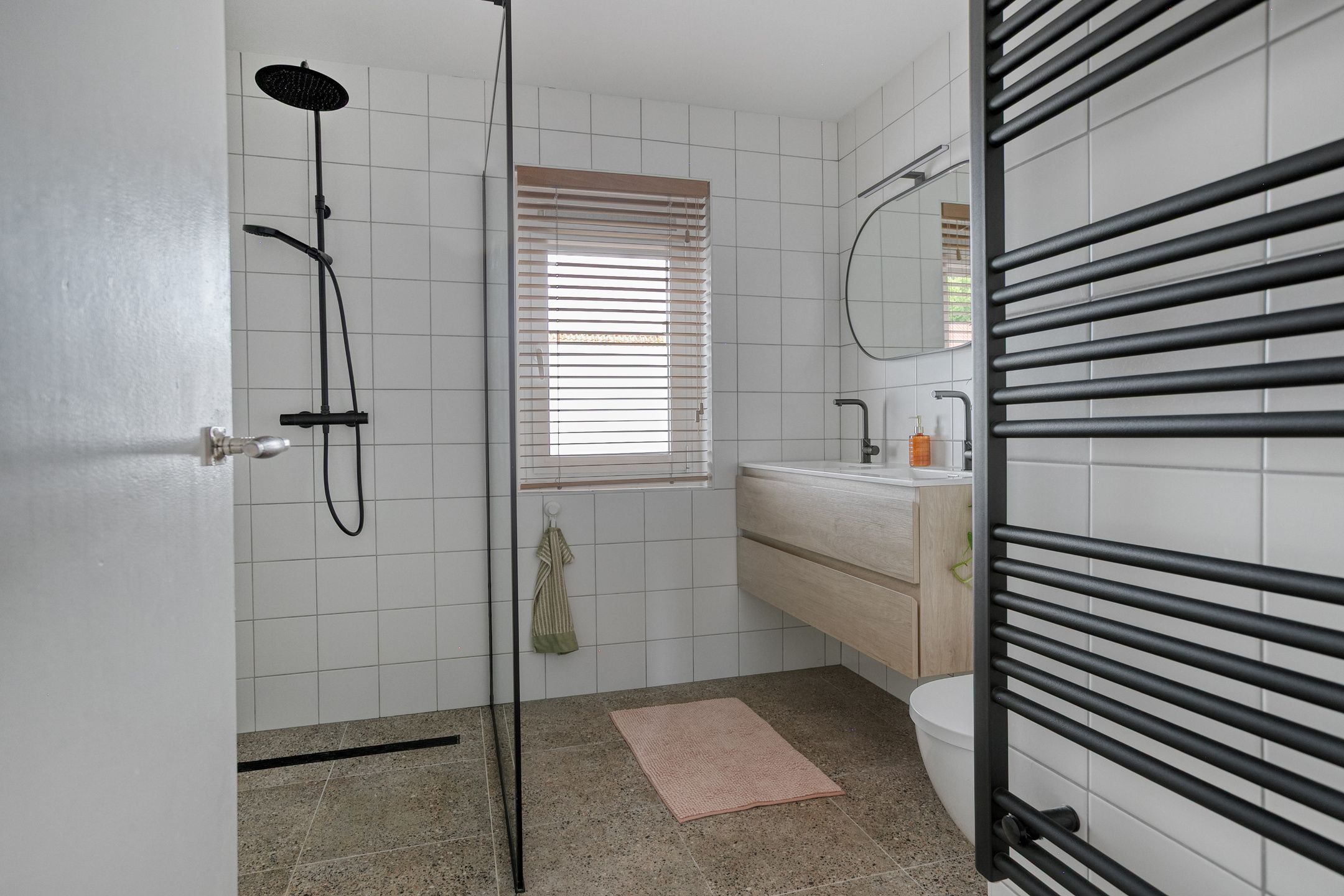 Foto 21 van Burgemeester van Poppelstraat 49