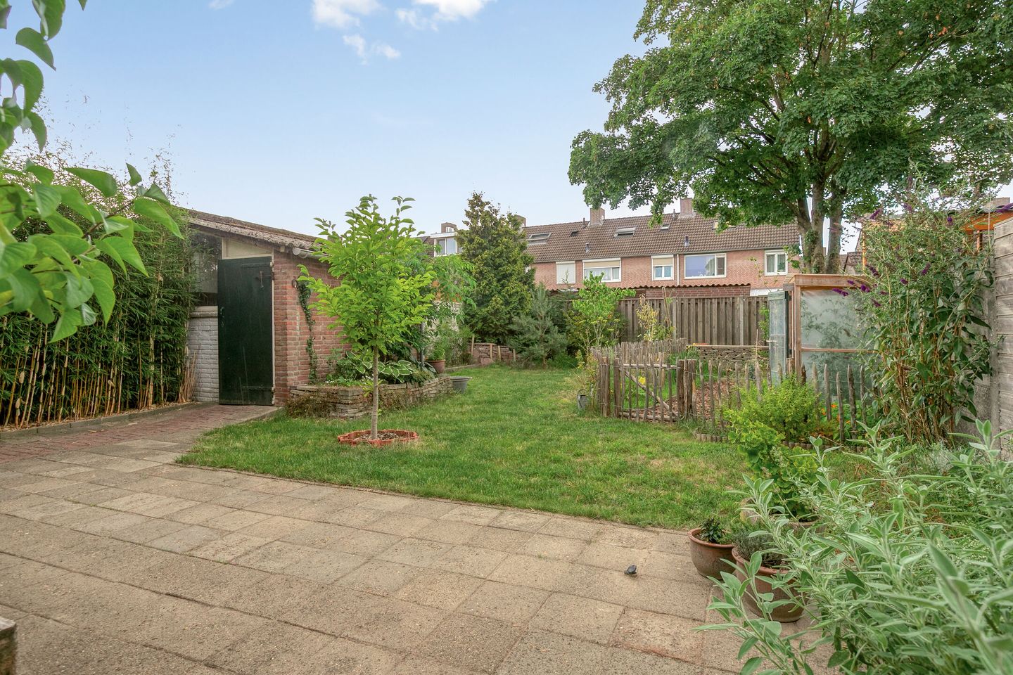 Foto 25 van Burgemeester van Poppelstraat 49