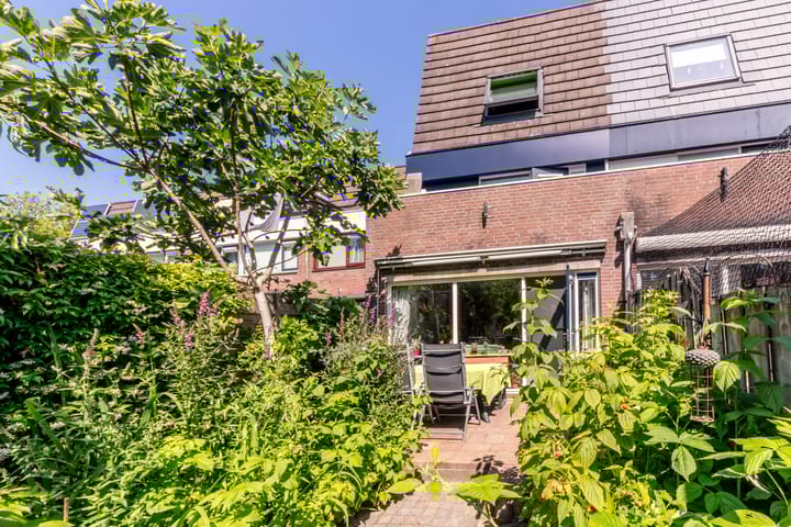 Foto 4 van Jan van Galenstraat 19