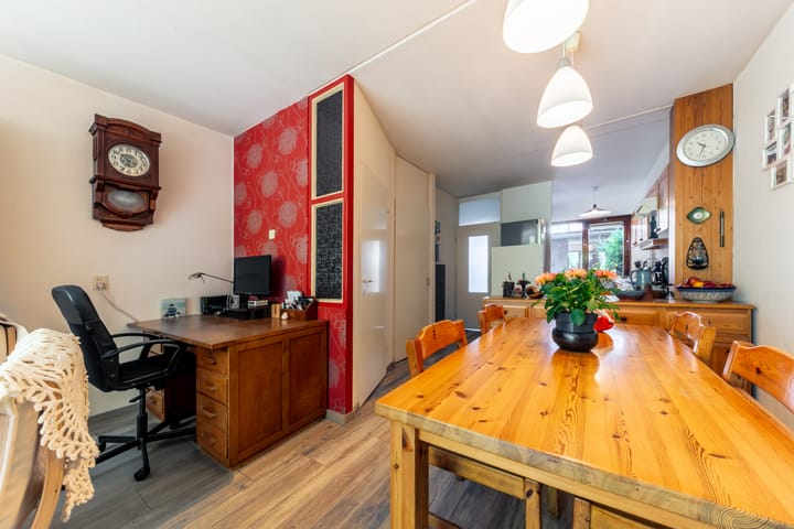 Foto 16 van Jan van Galenstraat 19