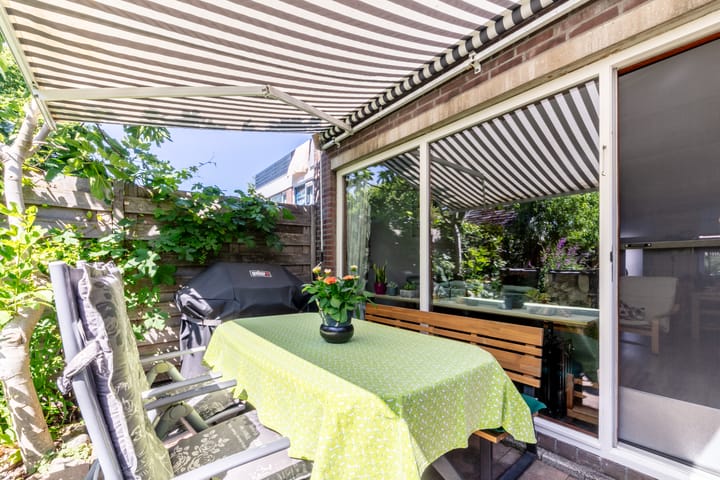 Foto 38 van Jan van Galenstraat 19