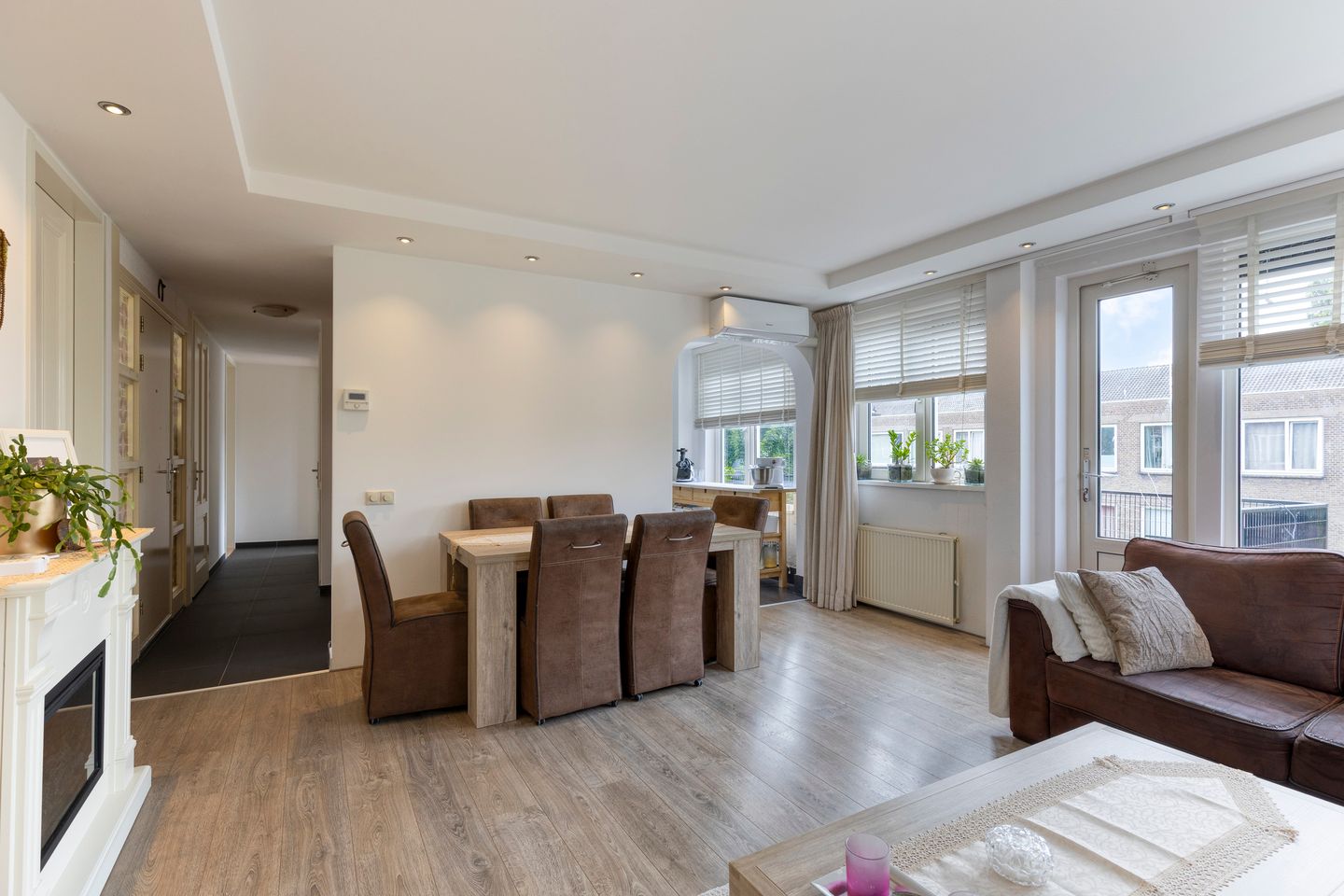 Foto 10 van Belgischestraat 35-C