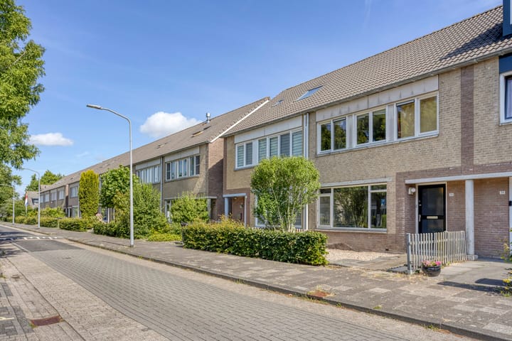 Foto 4 van Lotusbloemweg 38