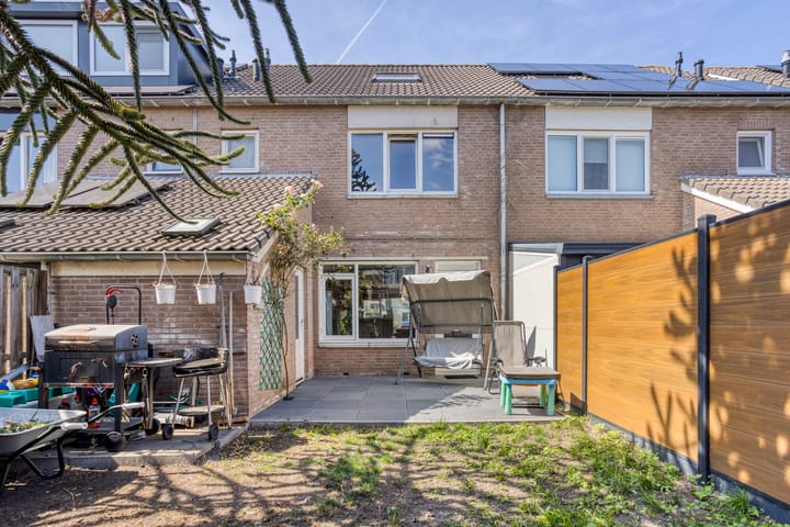 Foto 2 van Lotusbloemweg 38