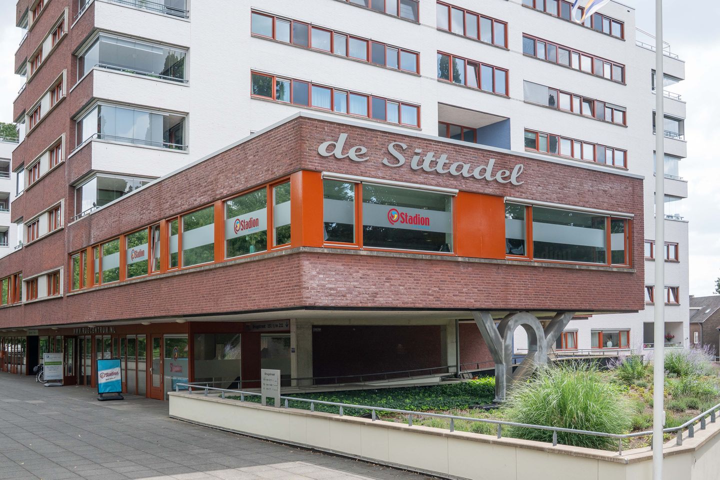 Bekijk foto 1 van Brugstraat 157