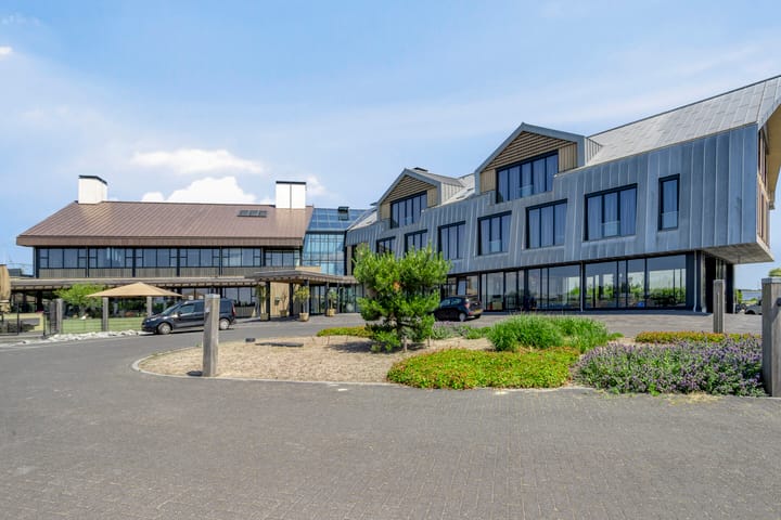 Oesterdam 11-a main image