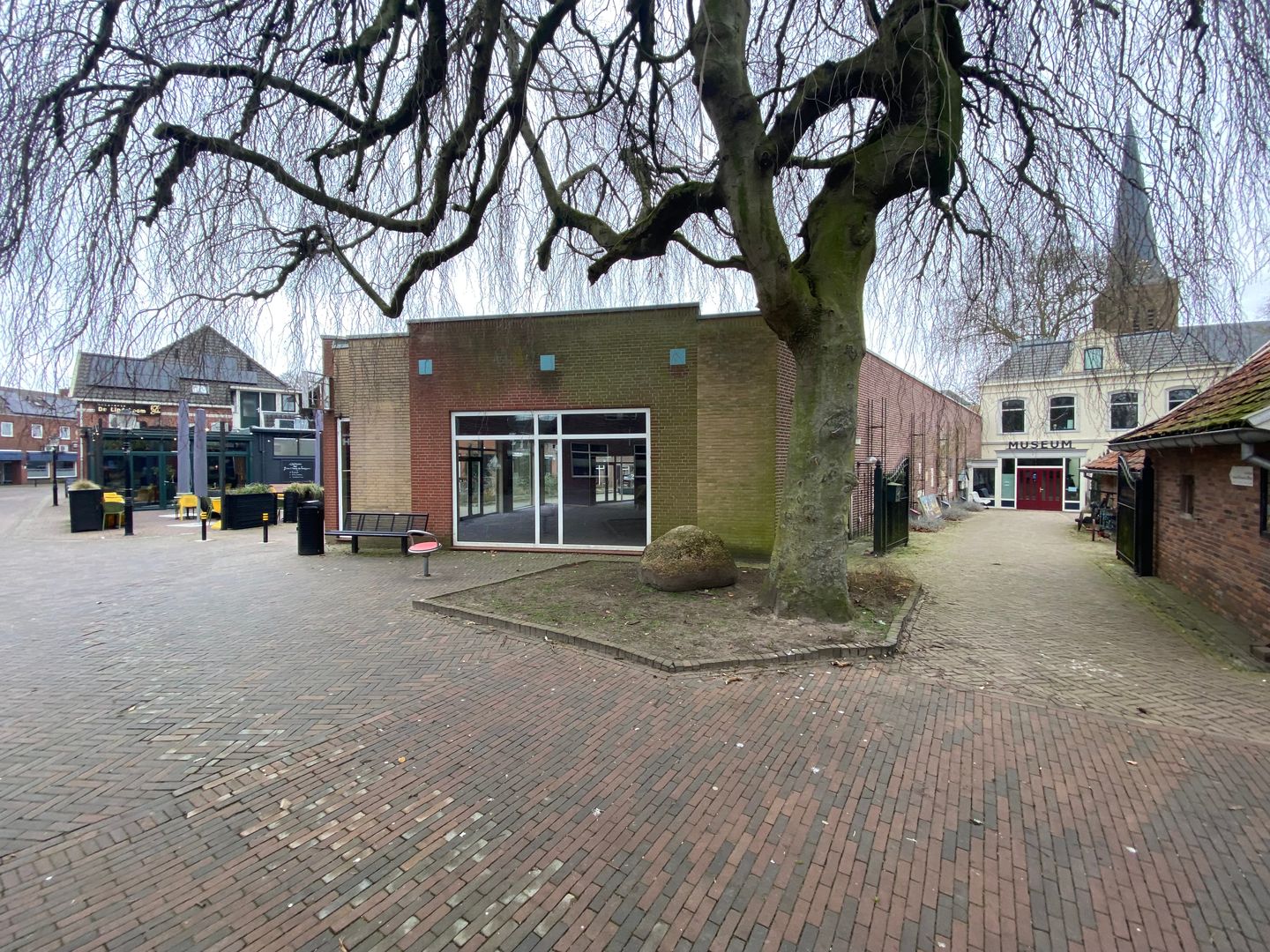 View photo 2 of Kerkstraat 1