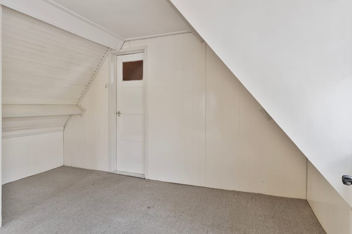 Foto 15 van Oostsingel 52