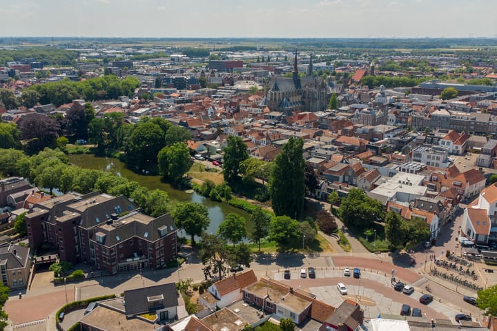 Foto 32 van Oostsingel 52