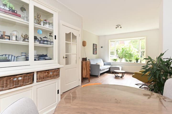 Photo 8 of Mackaystraat 27