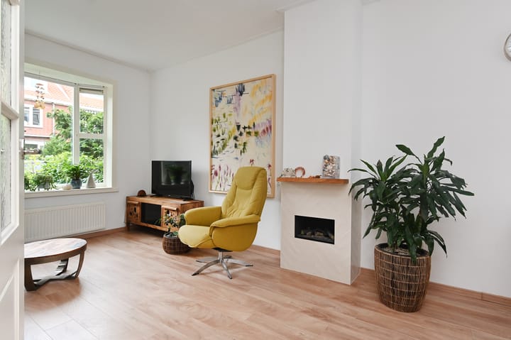 Photo 11 of Mackaystraat 27