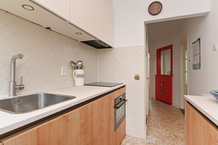 Photo 17 of Mackaystraat 27