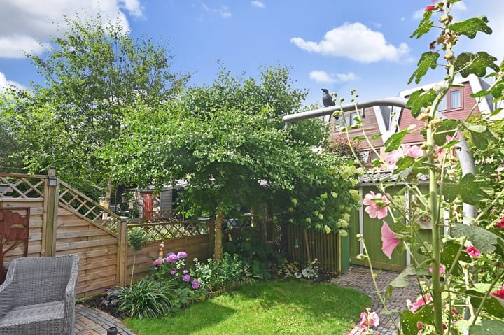 Photo 19 of Mackaystraat 27