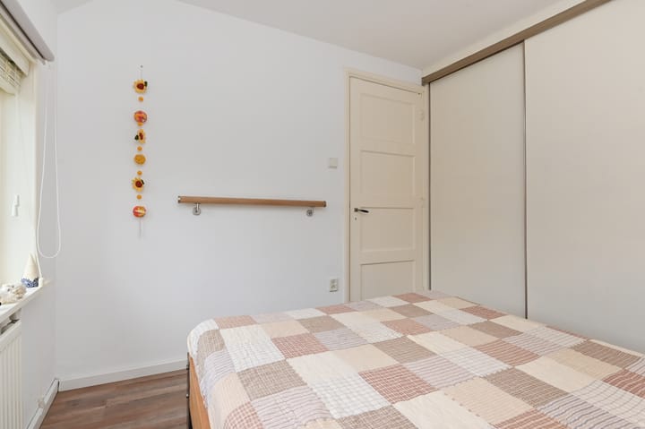 Photo 28 of Mackaystraat 27