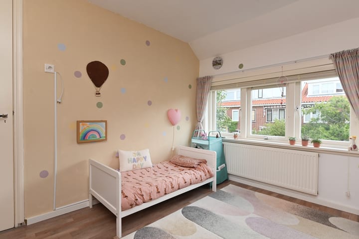 Photo 30 of Mackaystraat 27