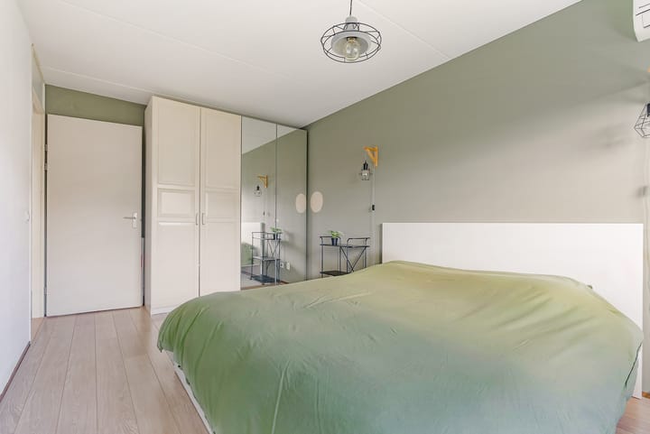 Foto 21 van Johan Westerveldstraat 15