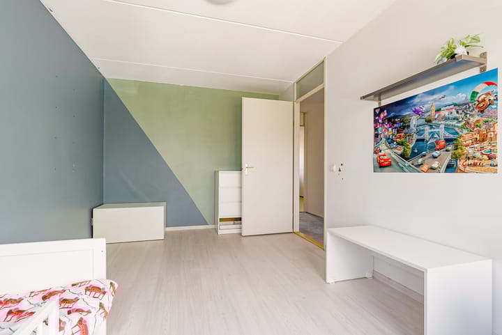 Foto 28 van Johan Westerveldstraat 15