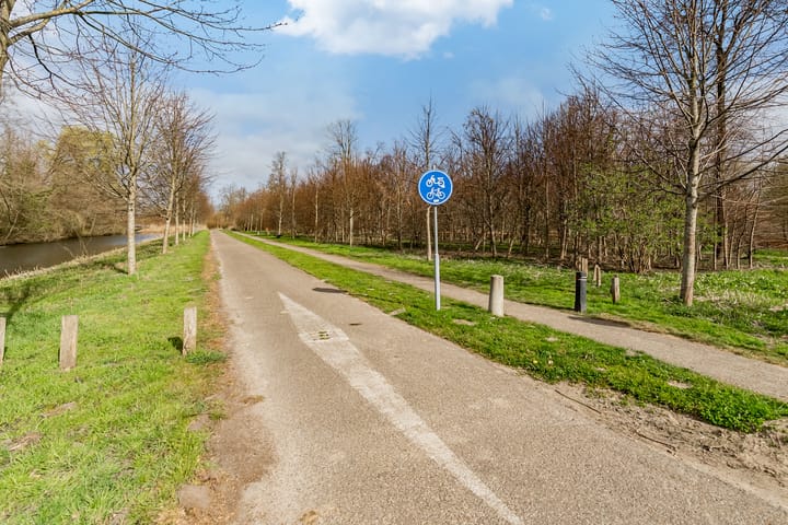 Foto 51 van Johan Westerveldstraat 15