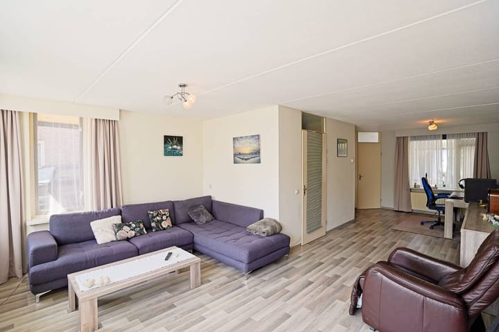 Foto 2 van Johan Bastingstraat 17