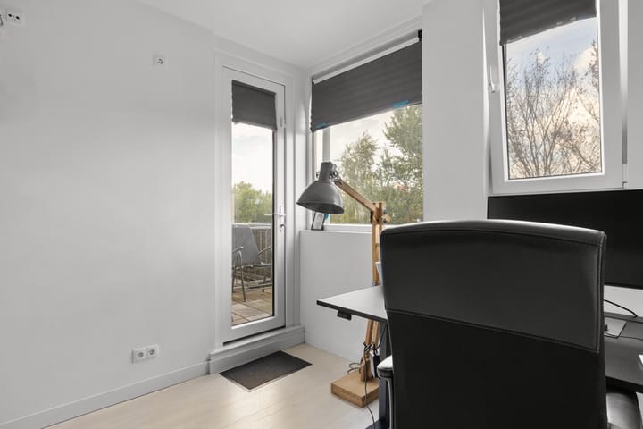 Photo 13 of Silversteyn 36