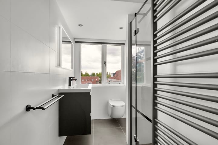 Photo 19 of Silversteyn 36