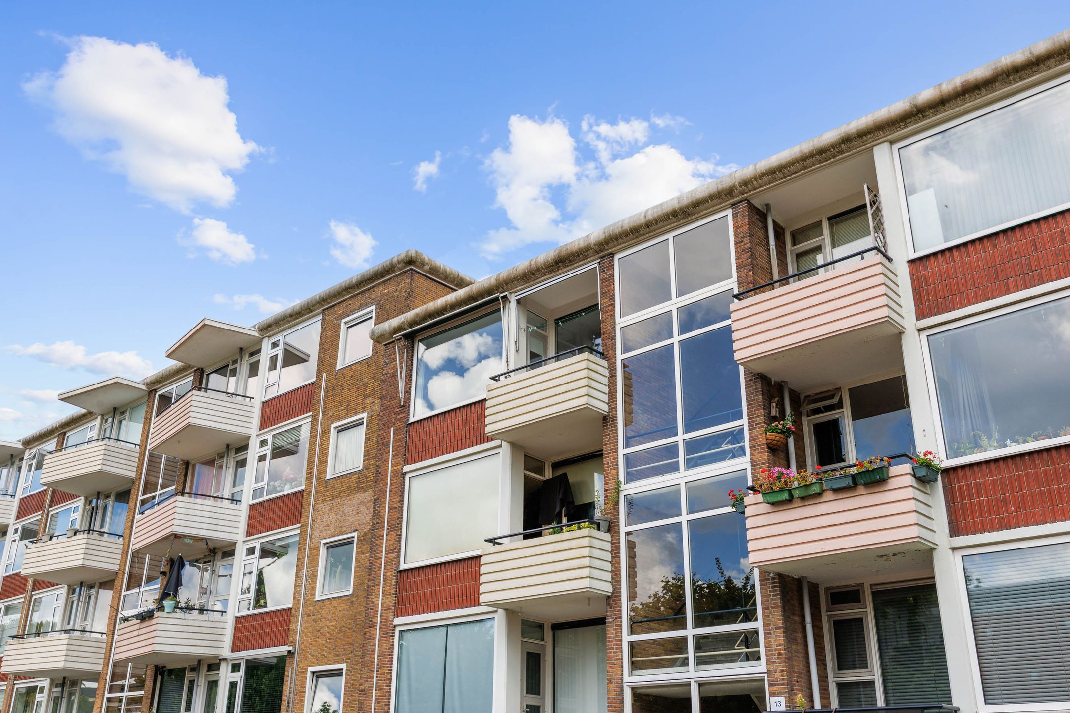 Photo 6 of Adriaan van Ostadestraat 21